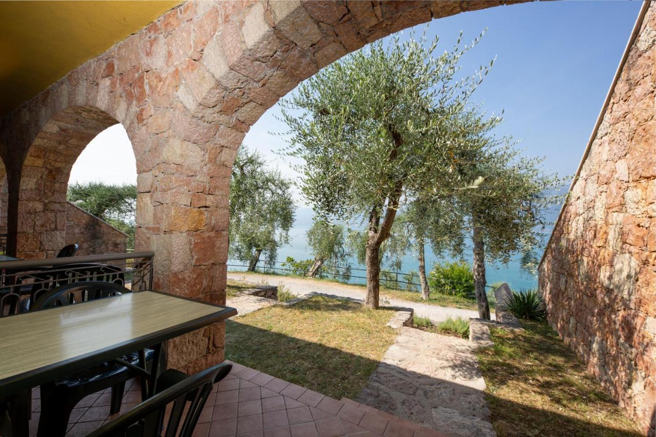 Residence Castelli Brenzone sul Garda Exterior foto