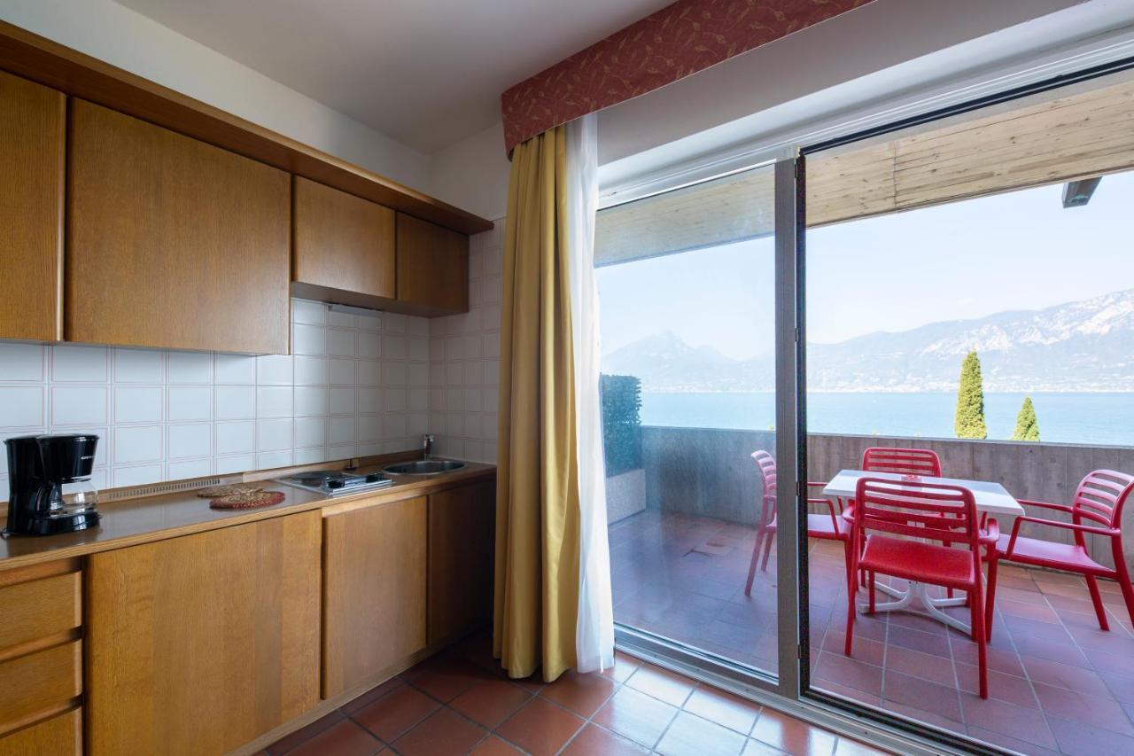 Residence Castelli Brenzone sul Garda Exterior foto