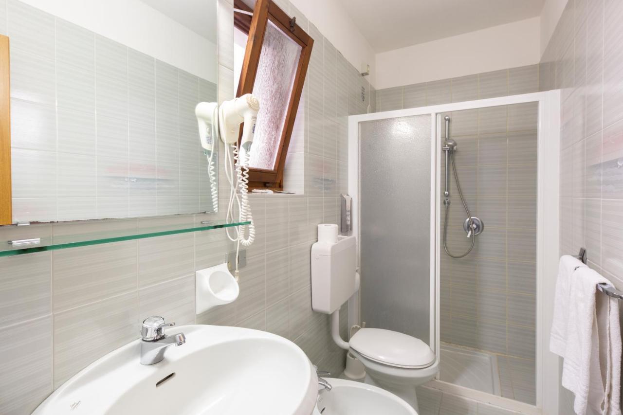 Residence Castelli Brenzone sul Garda Exterior foto