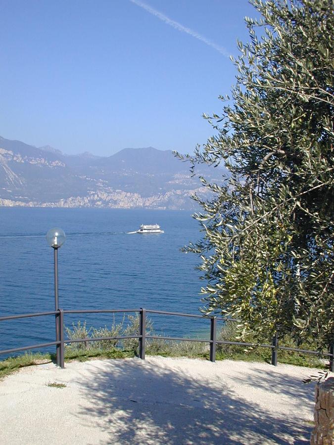 Residence Castelli Brenzone sul Garda Exterior foto