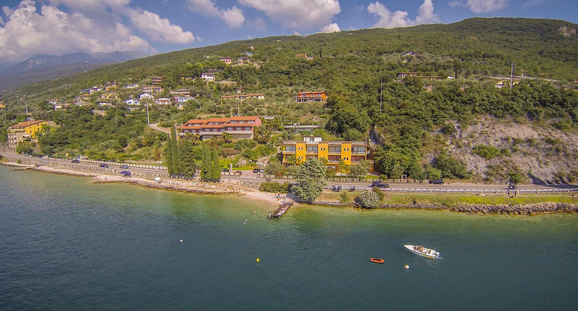 Residence Castelli Brenzone sul Garda Exterior foto