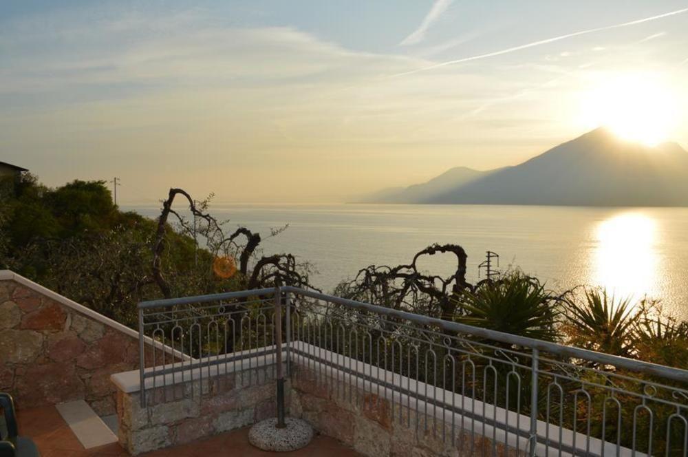 Residence Castelli Brenzone sul Garda Exterior foto