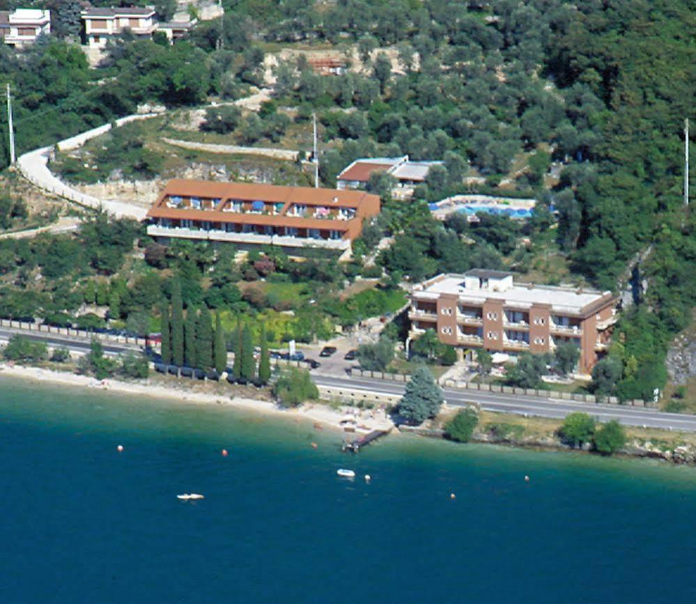 Residence Castelli Brenzone sul Garda Exterior foto